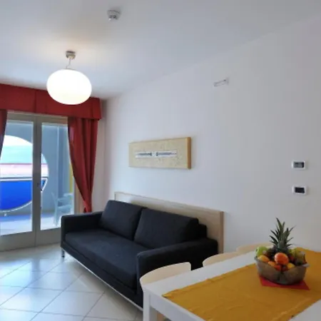Cozy In Bibiones Area Apartment